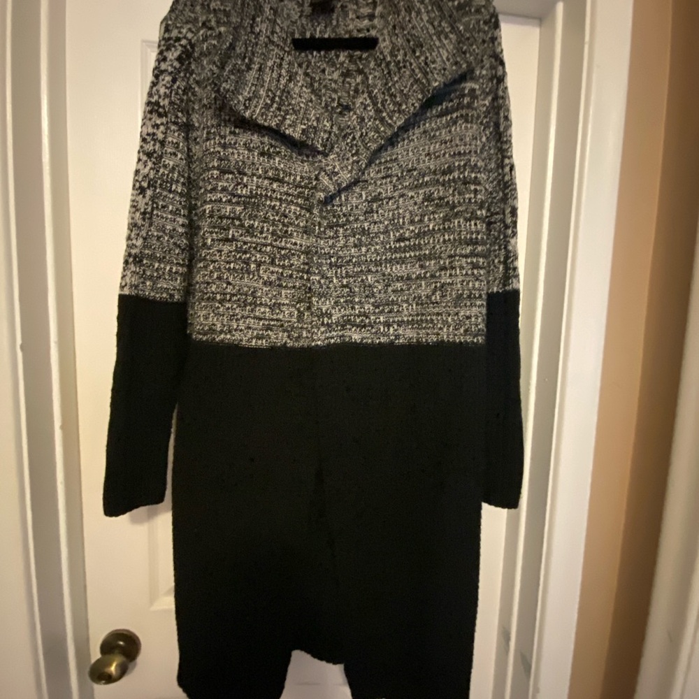 FarWest Two tone Knit Sweater